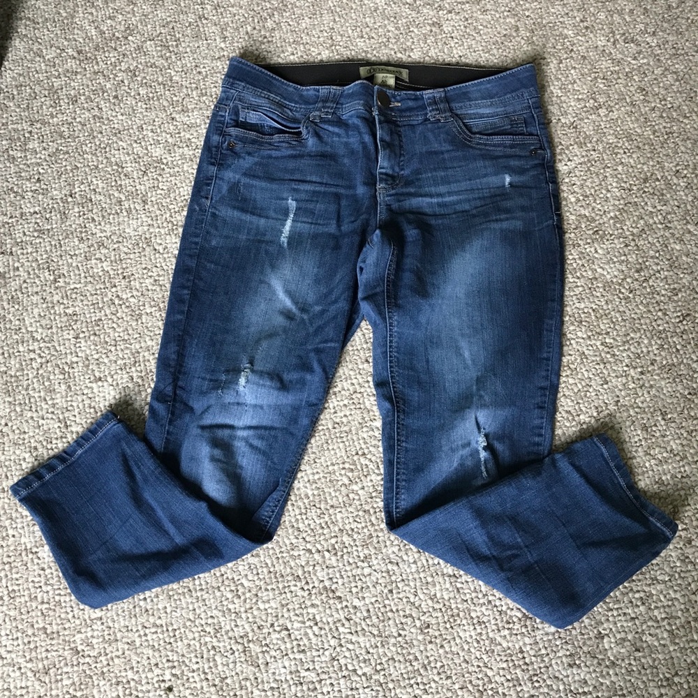 Democracy AbSolution Cropped Distressed Jeans